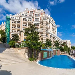 La 5*, Nisipurile de Aur Bulgaria